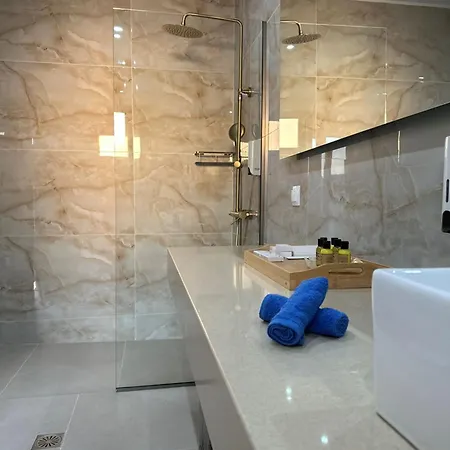 Отель Haven Beach