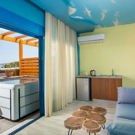 Haven Beach Отель 3*