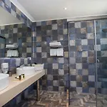 沙湾海滩旅馆 酒店 法里拉基