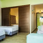 Haven (adults Only) 4* ファリラキ
