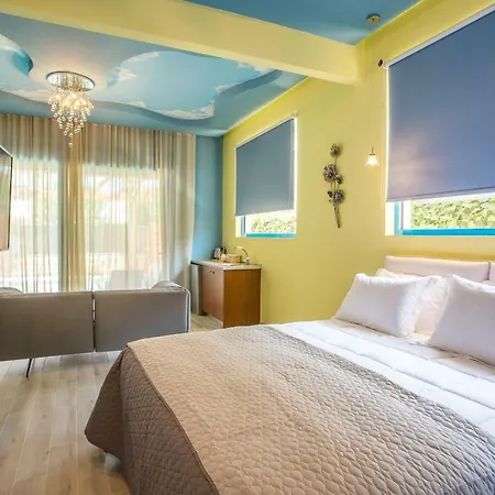 Haven (adults Only) 3*